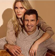 Luis Figo     Un día como hoy 4 de noviembre, pero en 1972